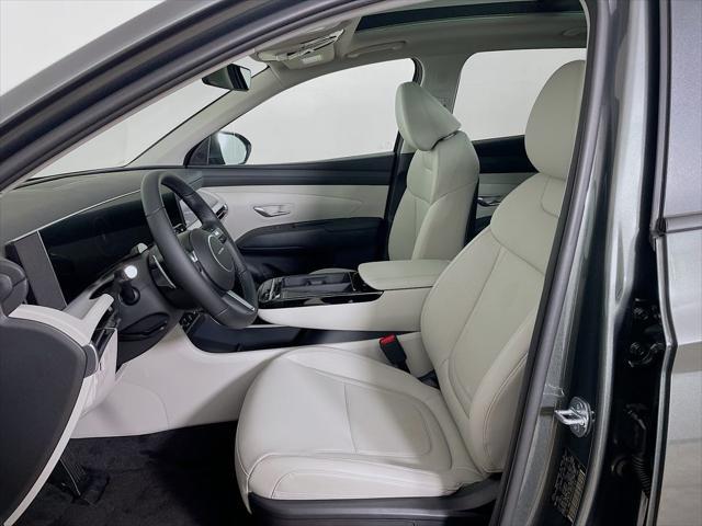 new 2025 Hyundai TUCSON Hybrid car, priced at $35,579