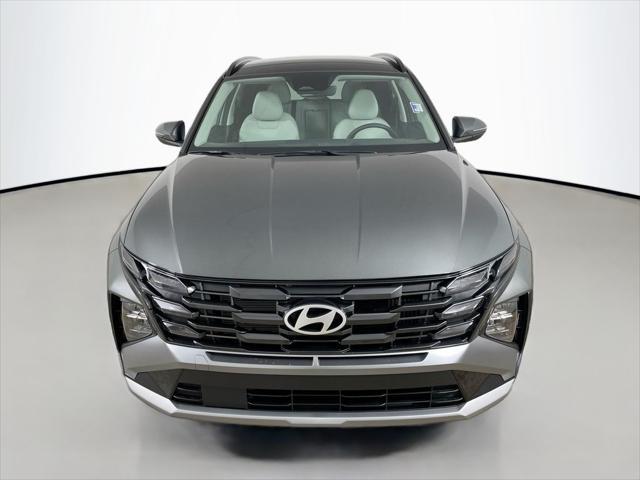 new 2025 Hyundai TUCSON Hybrid car, priced at $35,579