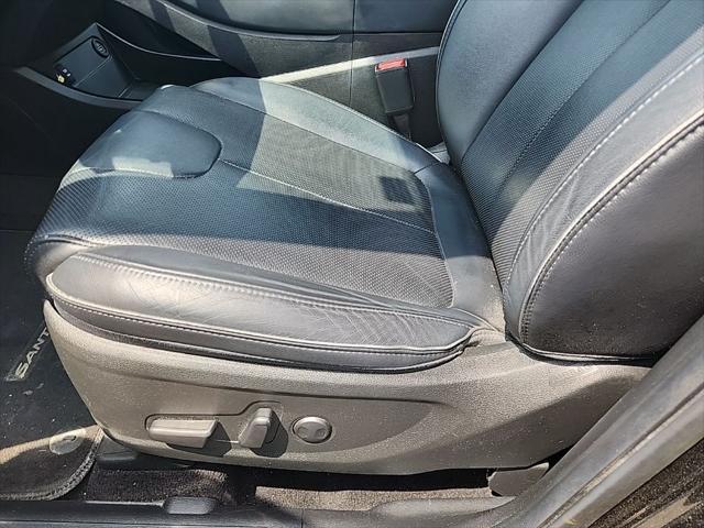 used 2022 Hyundai Santa Fe car, priced at $26,995