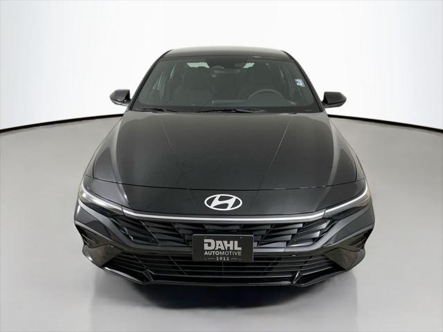 new 2025 Hyundai Elantra car, priced at $22,979