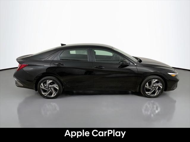 new 2025 Hyundai Elantra car, priced at $22,979