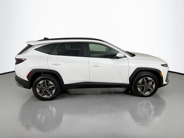 new 2025 Hyundai Tucson Hybrid car, priced at $37,995