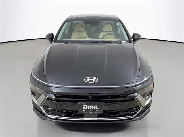 new 2025 Hyundai Sonata Hybrid car, priced at $37,930