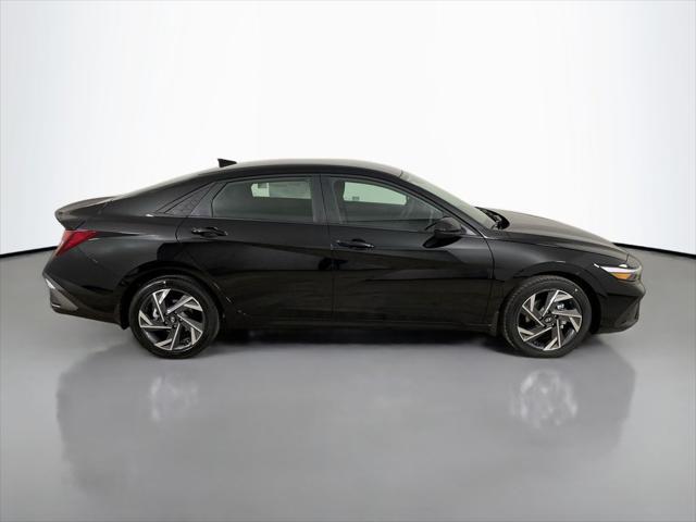 new 2025 Hyundai Elantra car, priced at $22,979
