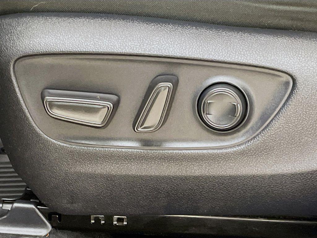used 2022 Toyota RAV4 car, priced at $30,870