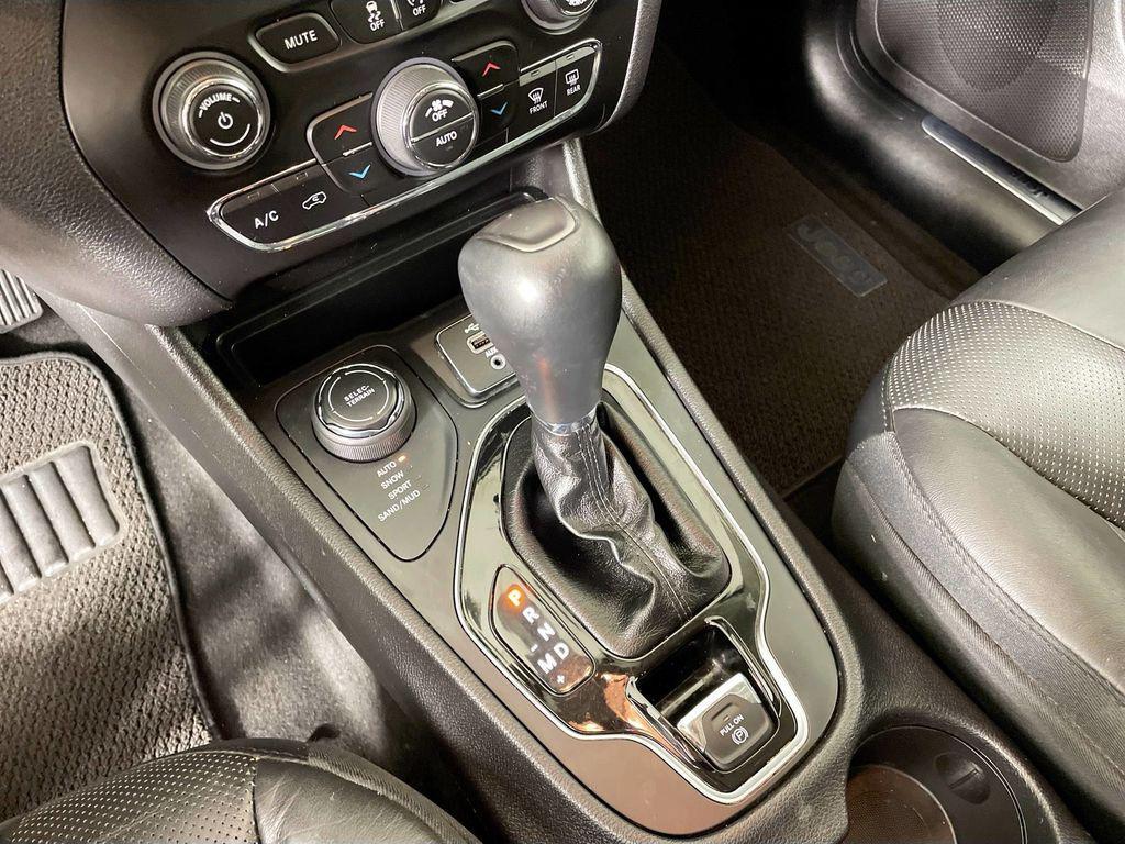 used 2020 Jeep Cherokee car, priced at $14,500