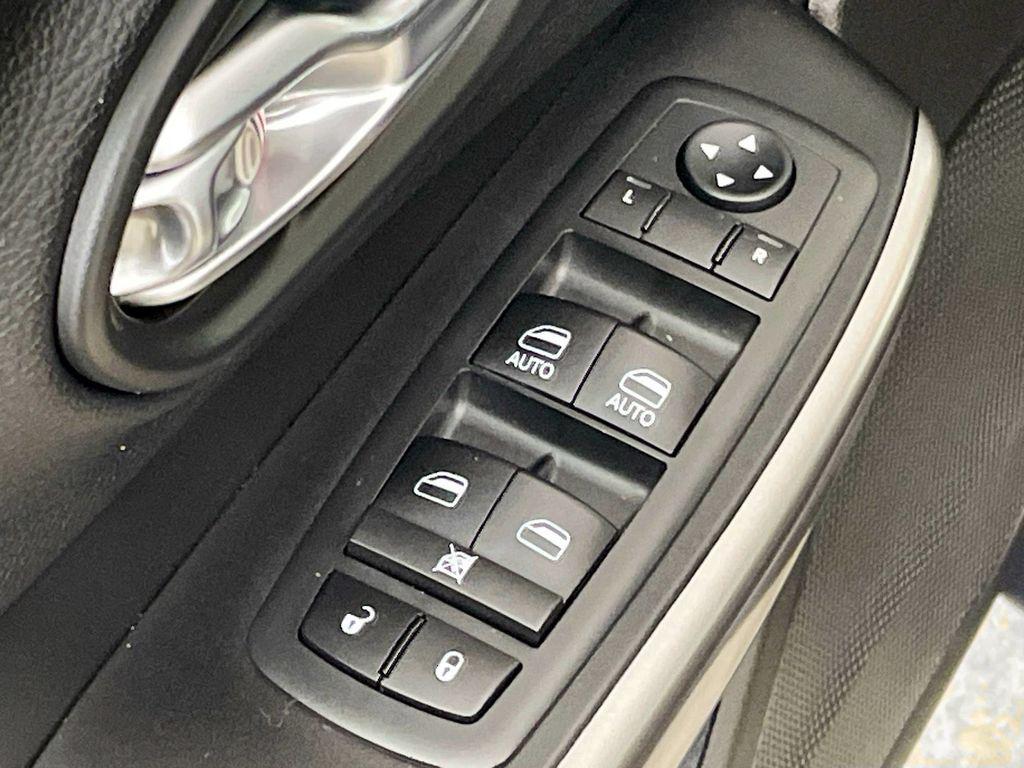 used 2020 Jeep Cherokee car, priced at $14,500