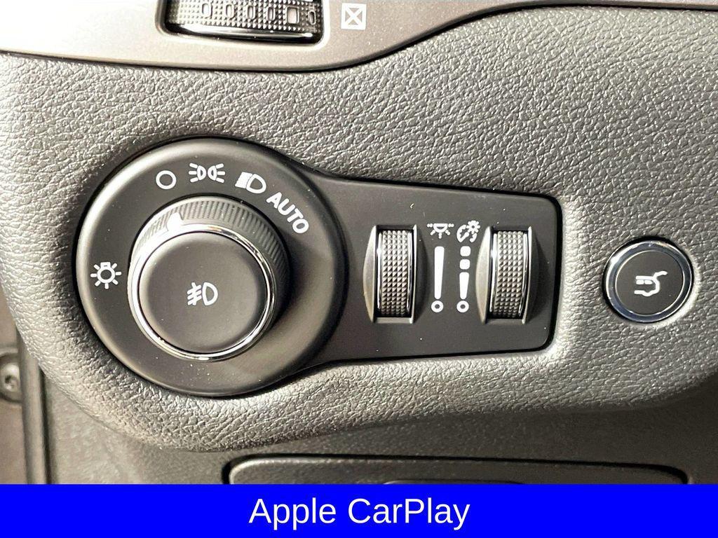 used 2020 Jeep Cherokee car, priced at $14,500