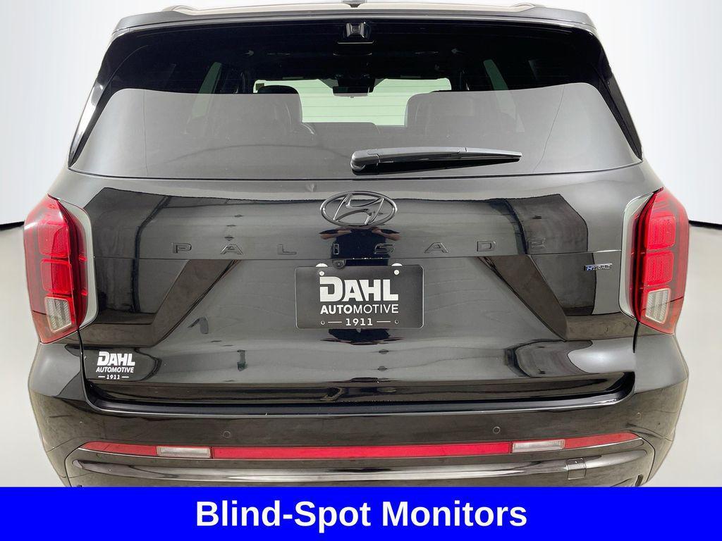 used 2024 Hyundai Palisade car, priced at $43,990