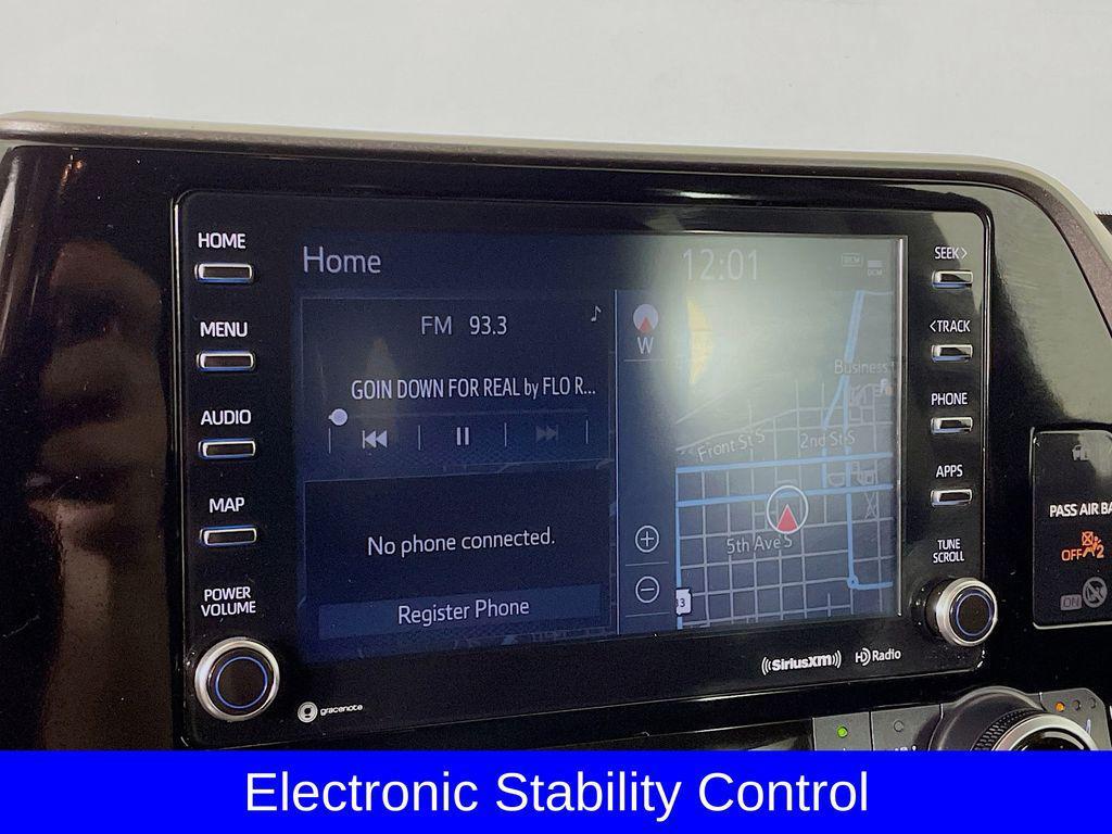 used 2022 Toyota Highlander car, priced at $35,997