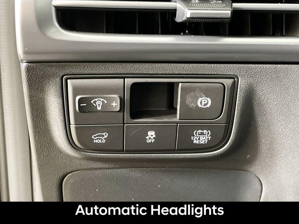new 2026 Hyundai TUCSON Hybrid car, priced at $35,175
