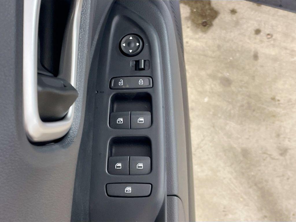 new 2026 Hyundai Venue car, priced at $24,517