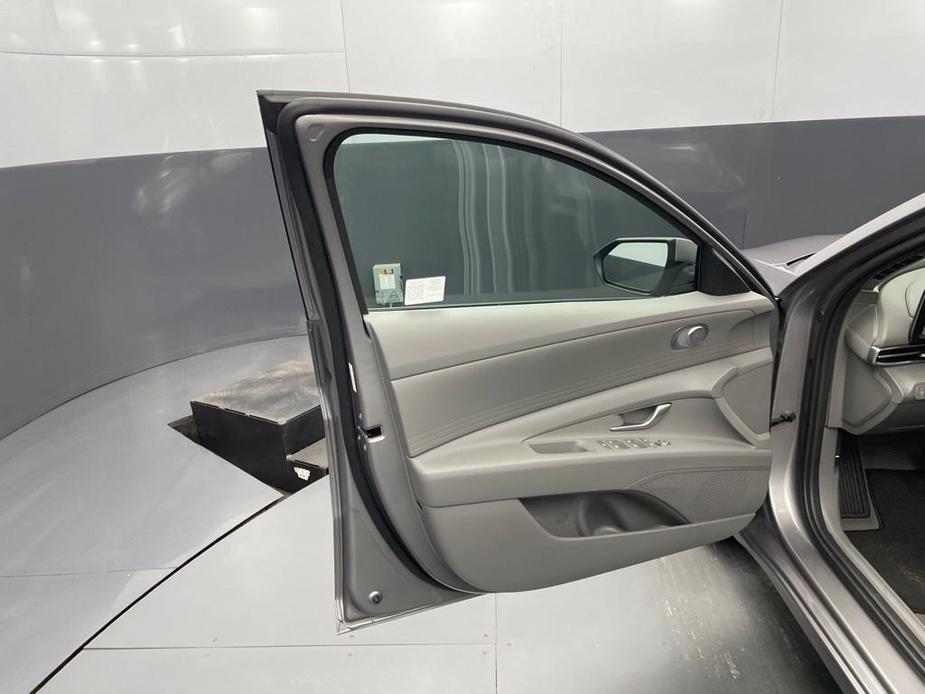 new 2024 Hyundai Elantra car, priced at $22,340