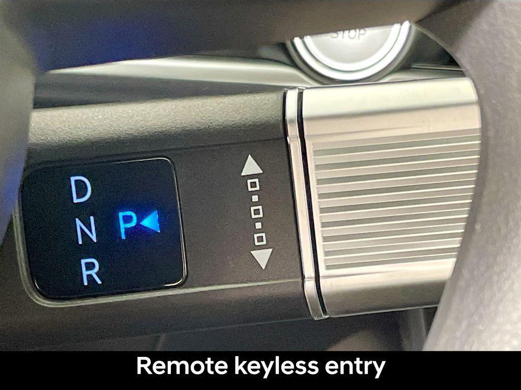 new 2026 Hyundai TUCSON Hybrid car, priced at $30,585