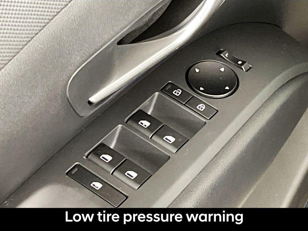 new 2026 Hyundai TUCSON Hybrid car, priced at $30,585