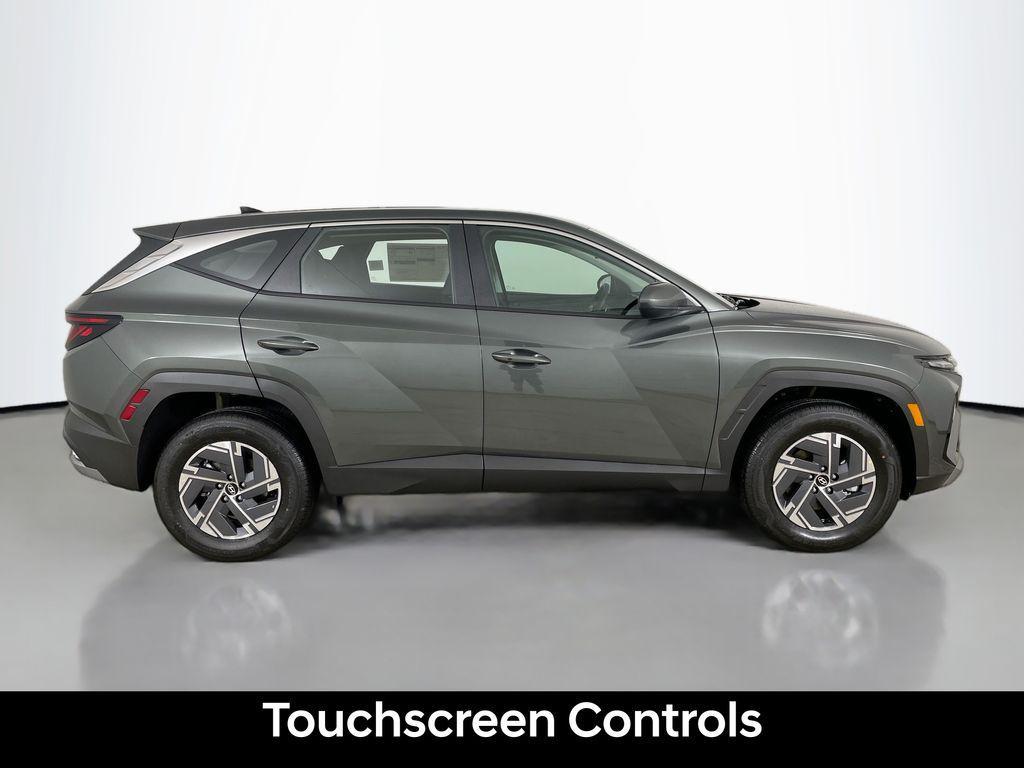 new 2026 Hyundai TUCSON Hybrid car, priced at $30,585