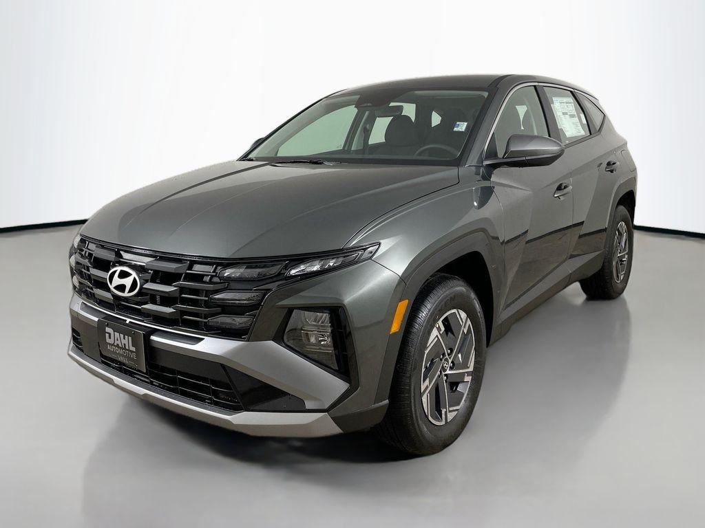 new 2026 Hyundai TUCSON Hybrid car, priced at $30,585
