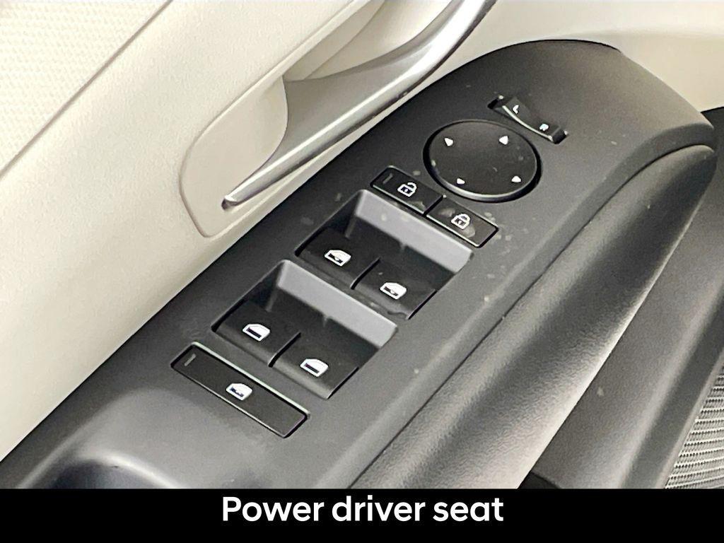 new 2026 Hyundai TUCSON Hybrid car, priced at $35,645