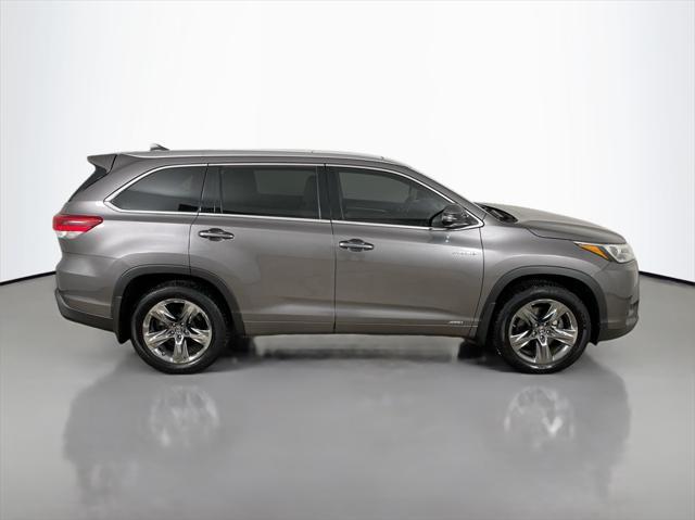 used 2017 Toyota Highlander Hybrid car, priced at $24,650