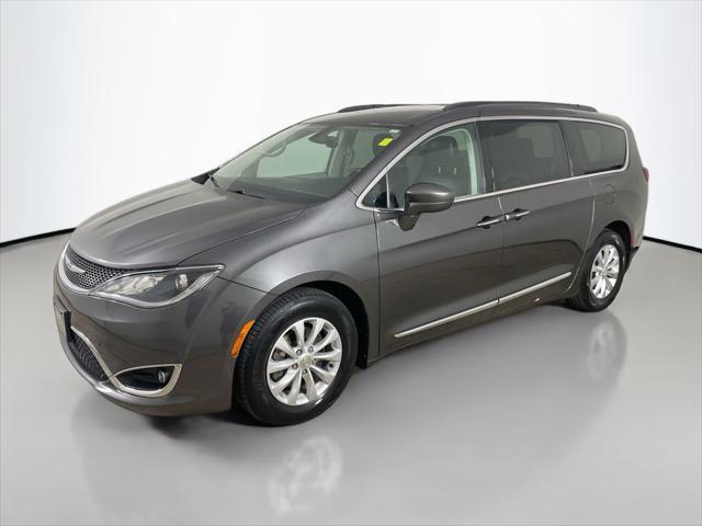 used 2017 Chrysler Pacifica car, priced at $9,526