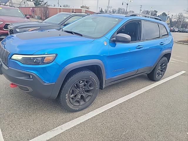 used 2019 Jeep Cherokee car, priced at $18,495