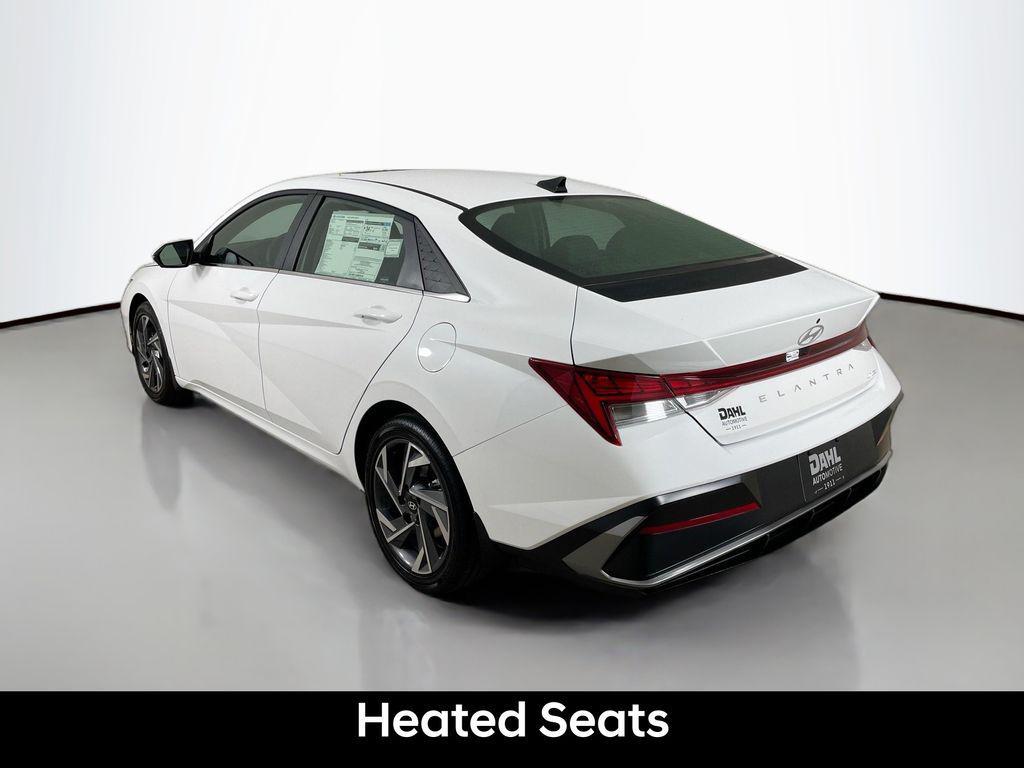 new 2025 Hyundai Elantra car, priced at $27,370