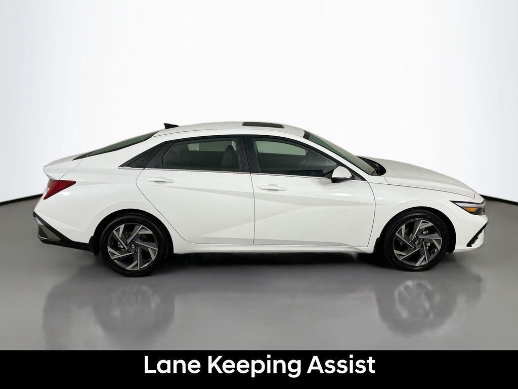 new 2025 Hyundai Elantra car, priced at $27,370