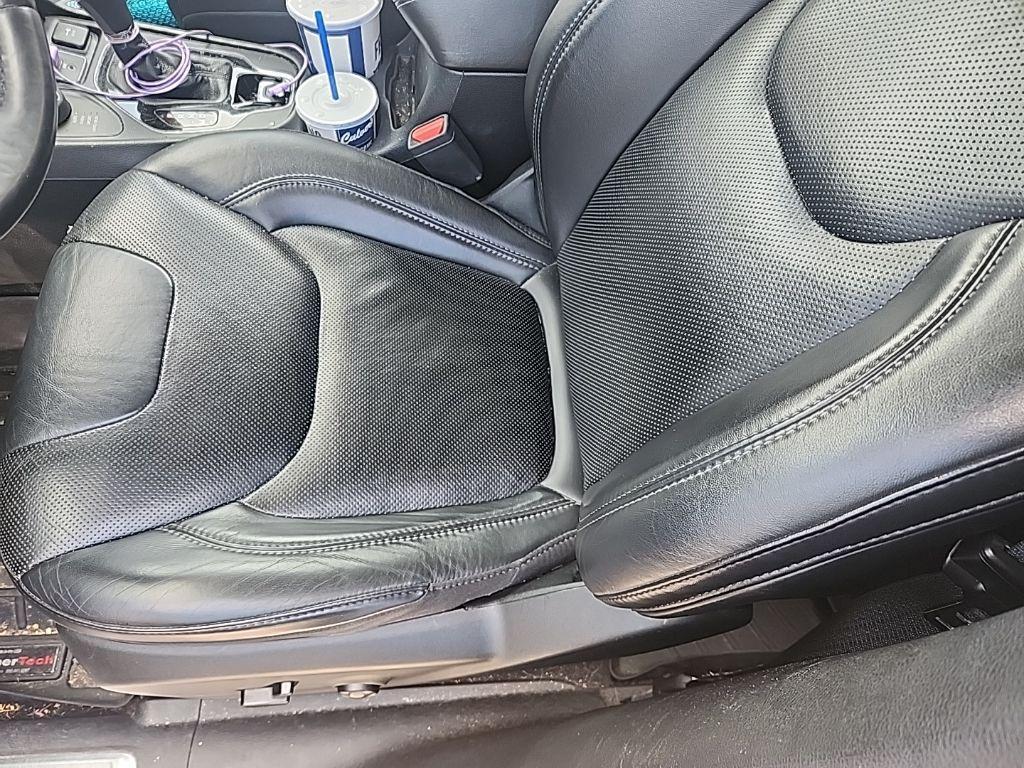 used 2019 Jeep Cherokee car, priced at $15,000