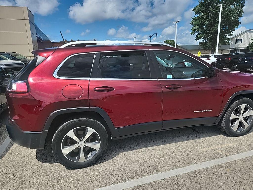 used 2019 Jeep Cherokee car, priced at $15,000