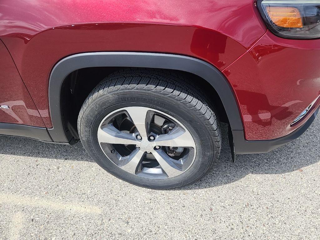 used 2019 Jeep Cherokee car, priced at $15,000