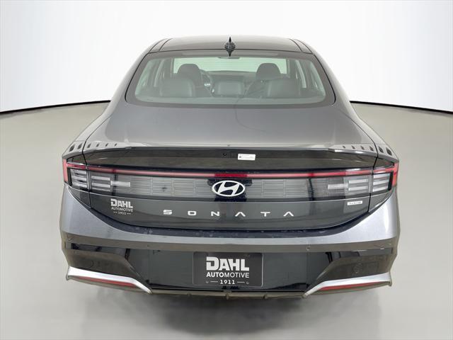 new 2025 Hyundai Sonata Hybrid car, priced at $38,199