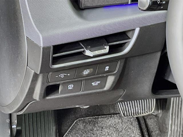 new 2025 Hyundai Sonata Hybrid car, priced at $38,199