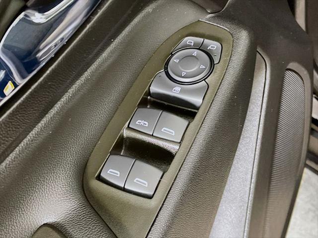 used 2023 Chevrolet Equinox car, priced at $23,560