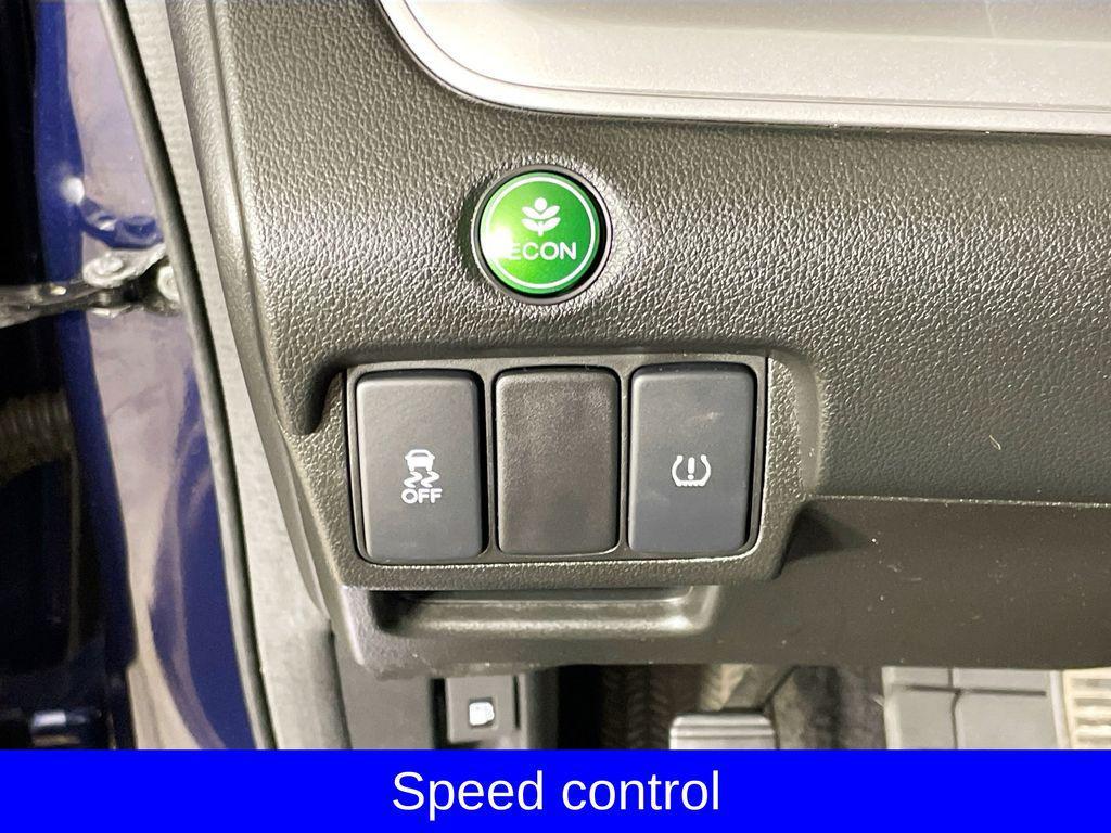 used 2015 Honda CR-V car, priced at $9,250