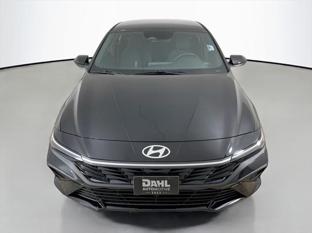 new 2025 Hyundai Elantra HEV car, priced at $23,337