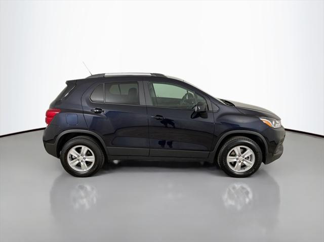 used 2022 Chevrolet Trax car, priced at $17,365