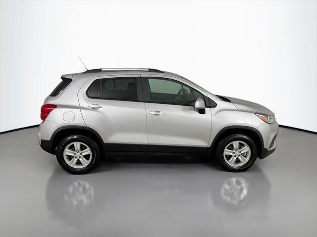 used 2022 Chevrolet Trax car, priced at $17,365