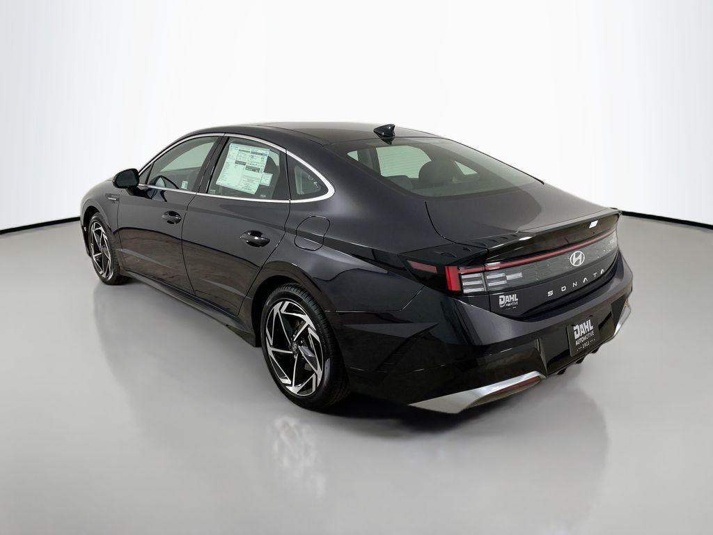 new 2025 Hyundai Sonata car, priced at $28,797