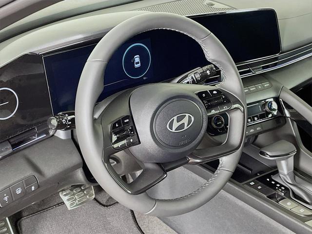 new 2025 Hyundai Elantra car, priced at $27,639