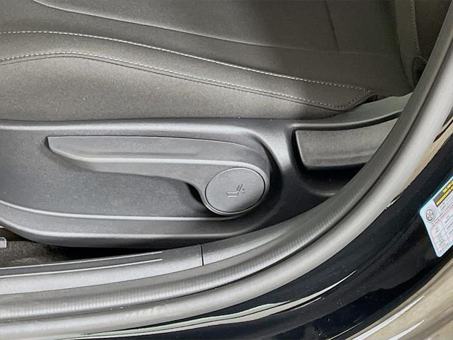 new 2025 Hyundai Elantra car, priced at $27,639