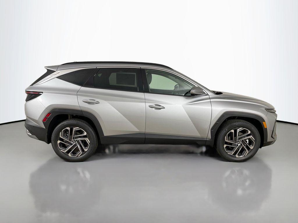 new 2025 Hyundai TUCSON Hybrid car, priced at $42,320