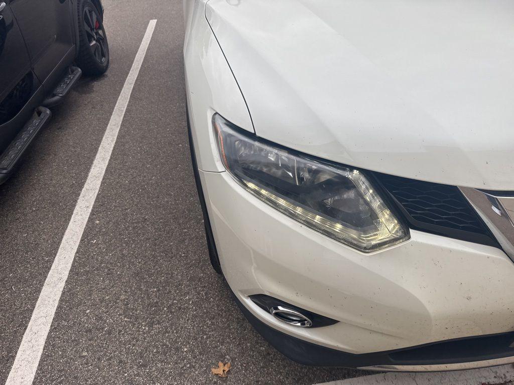 used 2016 Nissan Rogue car, priced at $12,400