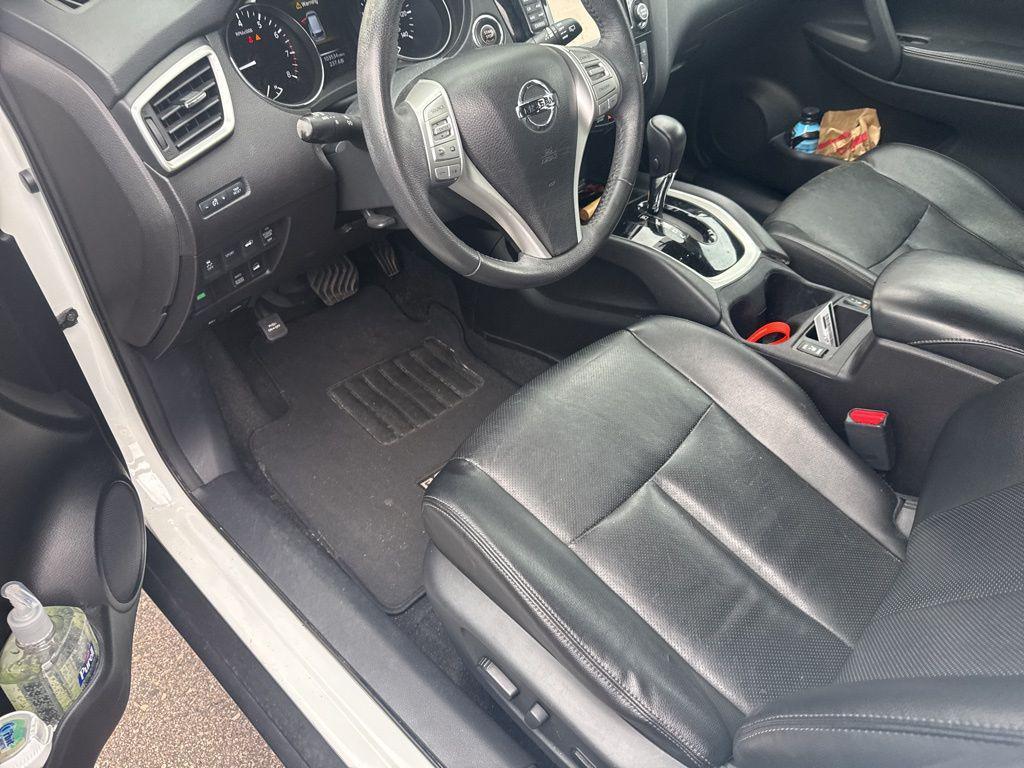 used 2016 Nissan Rogue car, priced at $12,400