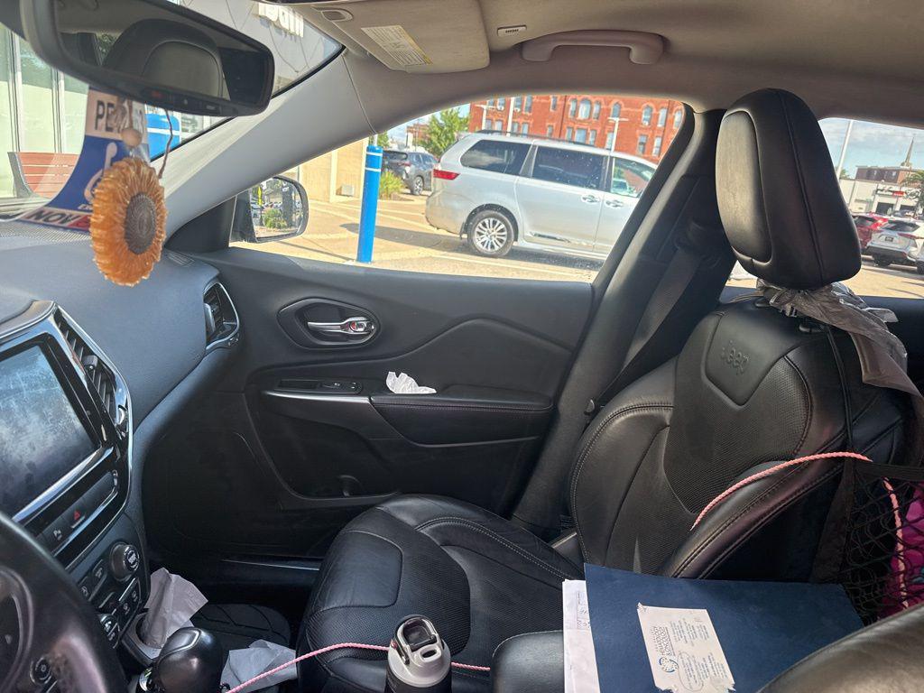 used 2019 Jeep Cherokee car, priced at $16,490