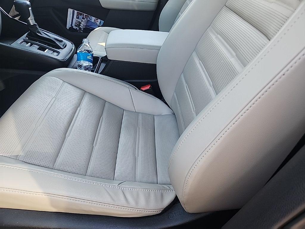 used 2023 Honda CR-V car, priced at $32,987