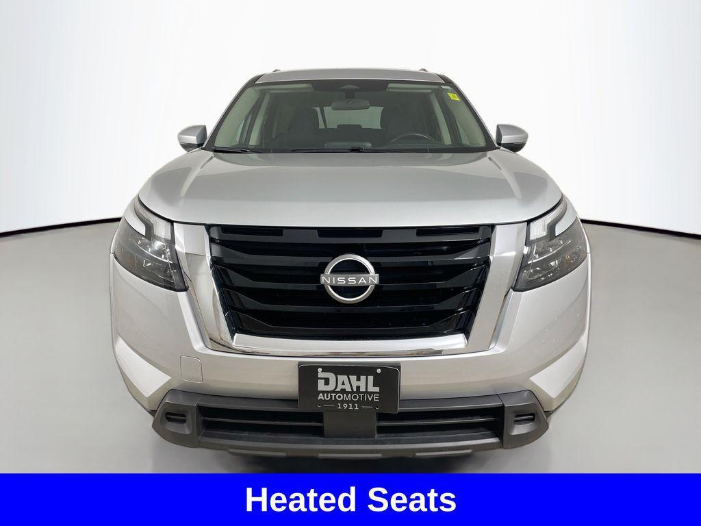 used 2025 Nissan Pathfinder car, priced at $33,500