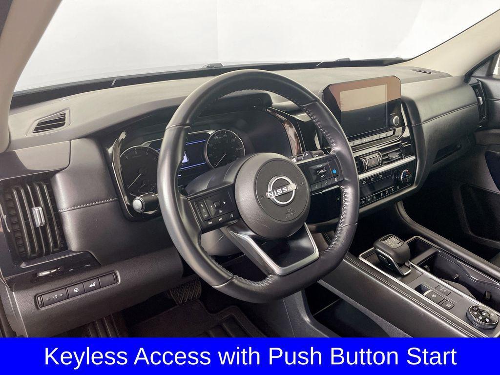 used 2025 Nissan Pathfinder car, priced at $33,500