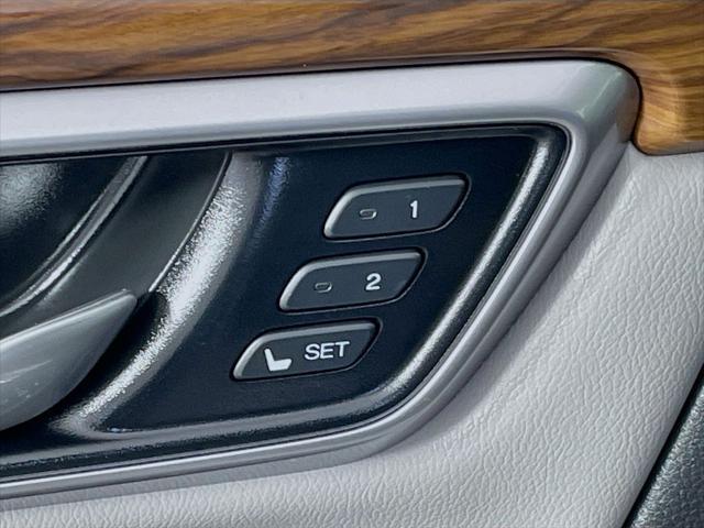 used 2021 Honda CR-V car, priced at $25,890