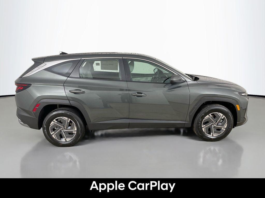 new 2026 Hyundai TUCSON Hybrid car, priced at $33,760