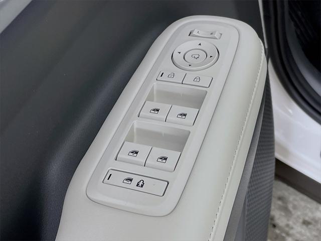 new 2025 Hyundai SANTA FE HEV car, priced at $50,229
